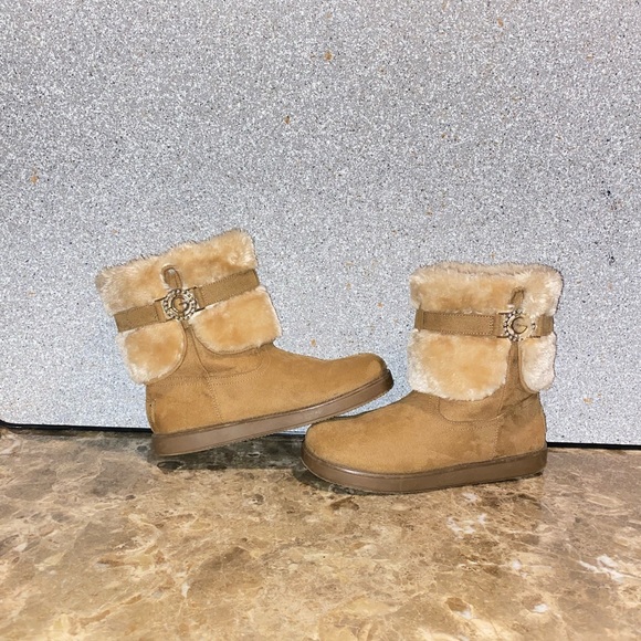 GBG Los Angeles Faux Fur Booties - Picture 7 of 7